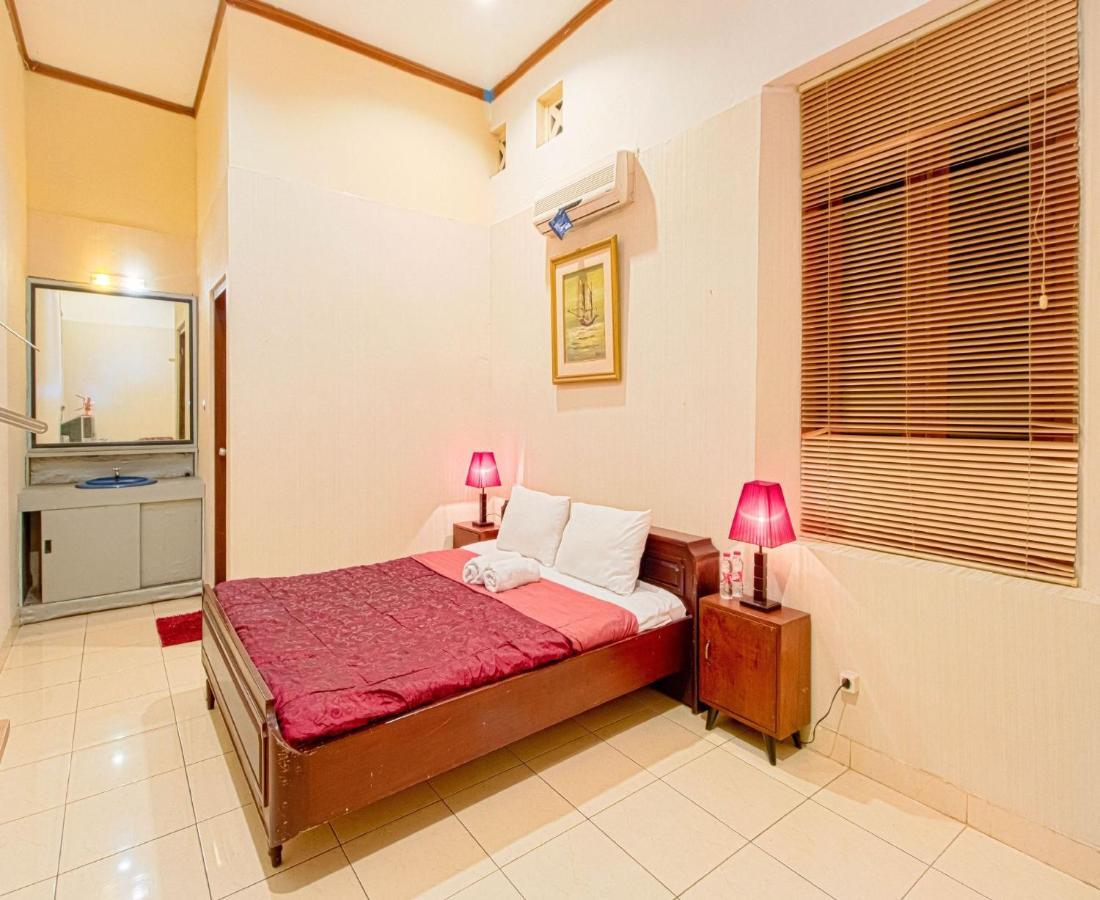 D'Talent Hotel Джокякарта Екстериор снимка