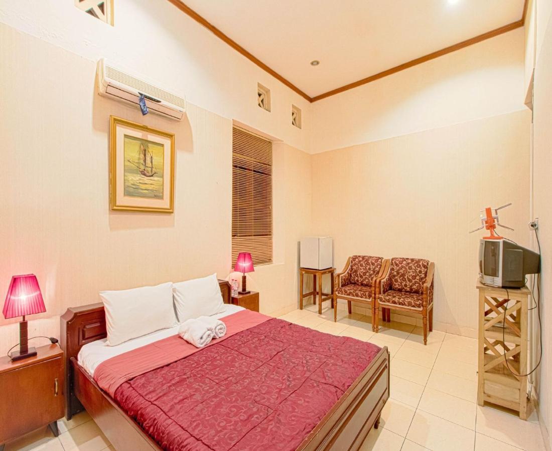 D'Talent Hotel Джокякарта Екстериор снимка