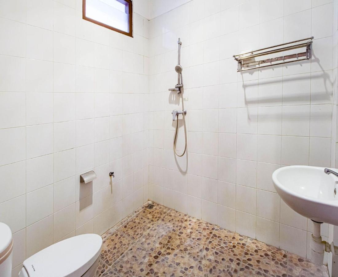 D'Talent Hotel Джокякарта Екстериор снимка